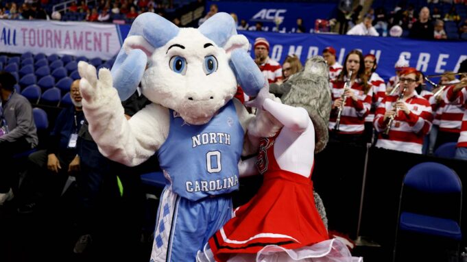 UNC พ่าย NC State ใน ACC รอบรองฯ ลุ้นอันดับ NCAA