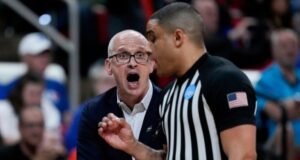 Dan Hurley หัวเสียหลัง UConn ตกรอบ NCAA March Madness