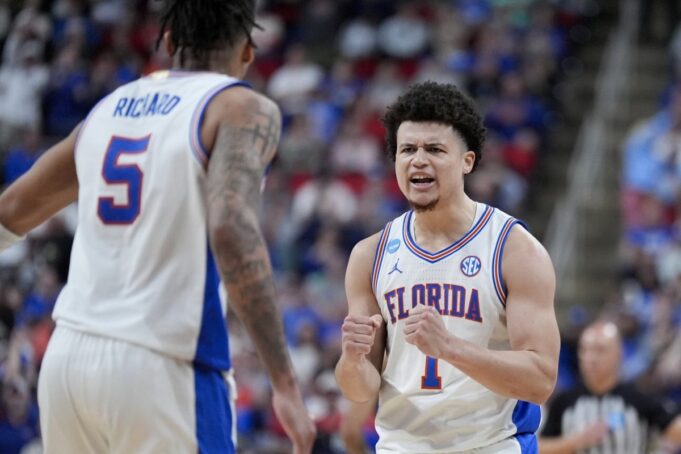 ฟลอริดาโค่นยูคอนน์ 77-75 ลิ่ว Sweet 16 ศึก NCAA