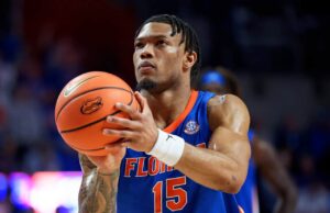 ฟลอริดาเฉือนยูคอนน์ 77-75 ลิ่ว 16 ทีม NCAA