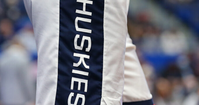 อับราฮัมประกาศย้ายทีมจาก UConn ผ่าน Transfer Portal