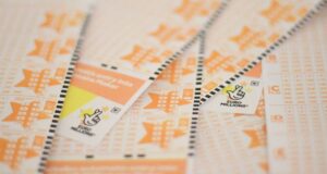 นางเจชนะรางวัล 1 ล้านปอนด์จาก EuroMillions