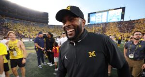 ศึกชิงควอเตอร์แบ็กตัวจริง Michigan Wolverines