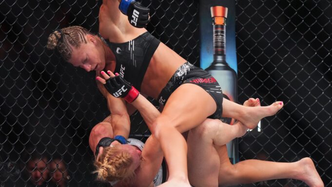 นักสู้หน้าใหม่ UFC 2024: เปิดตัวเด่นแห่งปี