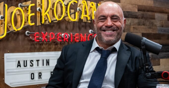 Joe Rogan เผย 3 นักสู้ MMA ที่ยิ่งใหญ่ที่สุดในใจ
