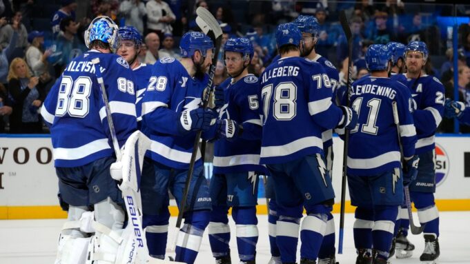 ไลท์นิ่งการันตีเพลย์ออฟ NHL ปีที่ 8 ติดต่อกัน