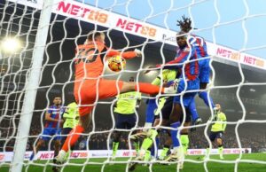คริสตัล พาเลซ เฉือนเซาแธมป์ตัน 2-1 ขึ้นอันดับ 15