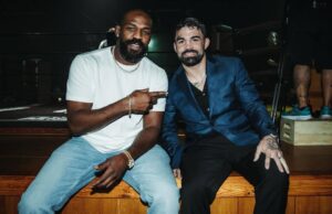 จอน โจนส์ ชม เพอร์รี พร้อมลุ้นไฟต์รวมแชมป์ UFC