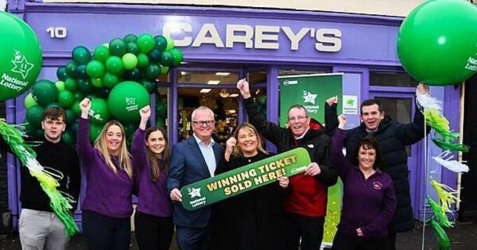 ร้าน Carey’s ใน Mayo ขายลอตเตอรี่แจ็กพอต €5.4 ล้าน