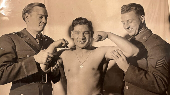 Friday Night Fights: ระดมทุนช่วยทหารผ่านศึกใน Ohio