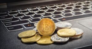 3 เหรียญคริปโตน่าลงทุนปี 2025 ด้วยงบ $1,000
