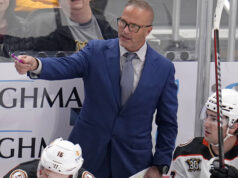 Anaheim Ducks ปลดโค้ช Greg Cronin หลังจบฤดูกาล