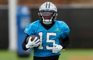 Horn: อาวุธลับใหม่ของ Panthers ภายใต้โค้ช Prime