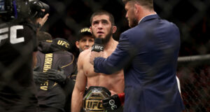 ศึก UFC 311: มาคาเชฟ vs ซารูเคียน ใครจะคว้าแชมป์?