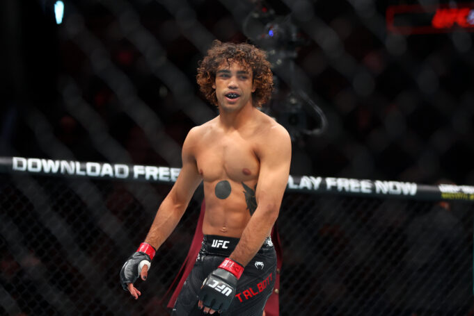 เพย์ตัน ทัลบ็อตต์ ปะทะ ราโอนี่ บาร์เซลอส UFC 311