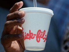 Reddit วิจารณ์ Chick-fil-A เปลี่ยนแก้วโฟมเป็นกระดาษ
