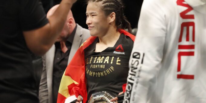 จาง เว่ยลี่: แชมป์ UFC คนแรกของจีน สร้างตำนาน MMA