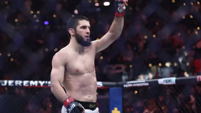 UFC 311: มาคาเชฟชนะมอยกาโนพร้อมแผนขึ้นรุ่นมิดเดิล