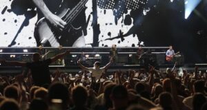 Oasis รีเทิร์น! ขึ้นเวทีร่วมกันครั้งแรกใน 16 ปี