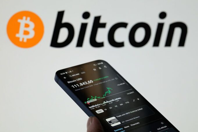 สหราชอาณาจักรไฟเขียวลงทุน Bitcoin ETNs อีกครั้ง