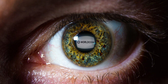 หุ้น Eightco พุ่ง 3,000% หลังหันลงทุนใน Worldcoin