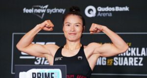 จาง เหว่ยลี่ ป้องกันแชมป์ UFC 312 ชนะ ซัวเรซ