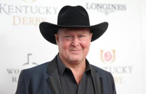 **ลุ้นรับบัตรฟรี! Tracy Lawrence & Tracy Byrd Live**