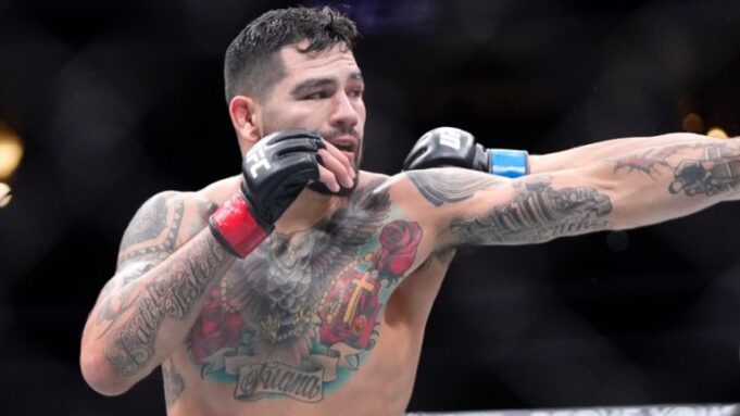 เฮนรี เซฮูโด ปะทะ ซง ย่าตง ศึก UFC ไฟต์ไนท์