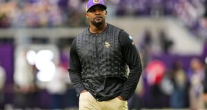 ศาลสหรัฐฯ ให้คดีเหยียดผิวโค้ช NFL ขึ้นศาลได้