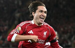 เคียซายิงสุดดราม่า พาหงส์ชนะบอร์นมัธ 4-2