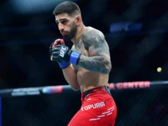 โทพูเรียท้าชิงมาคาเชฟ รุ่นไลต์เวท UFC