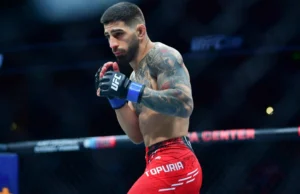 โทพูเรียท้าชิงมาคาเชฟ รุ่นไลต์เวท UFC