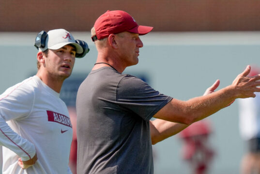 Alabama ตั้งซิมป์สัน QB ตัวจริง ลุ้นอีก 3 ตำแหน่ง